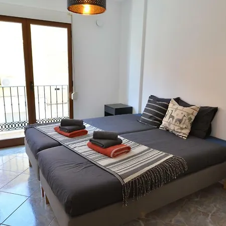 The Townhouse In Centre By Nras Holiday home *
