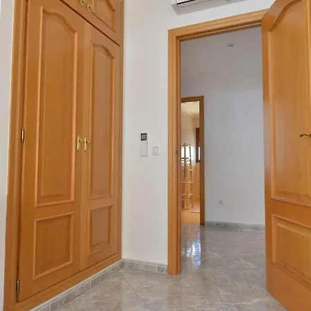 The Townhouse In Centre By Nras Holiday home